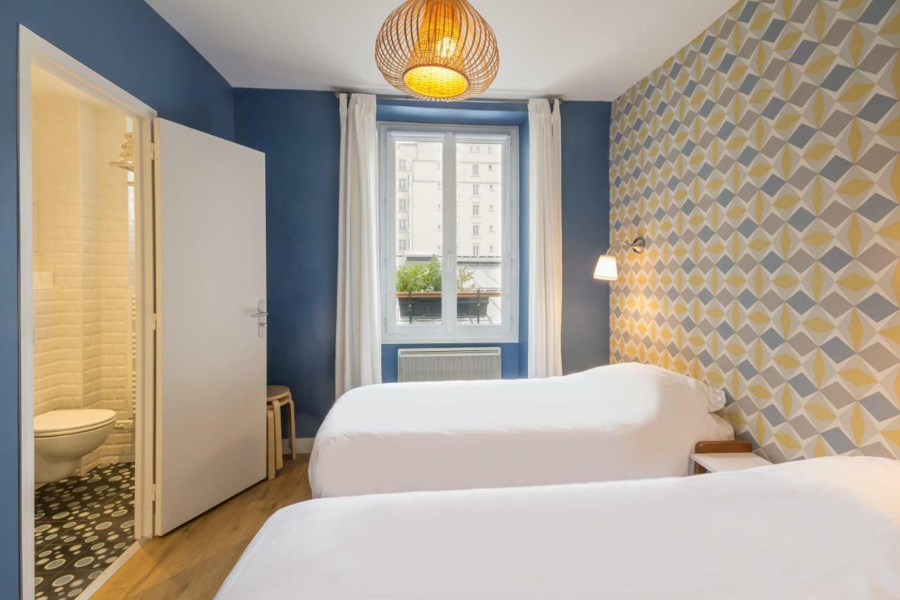 Les Toits De Paris Bed and Breakfast Exterior foto